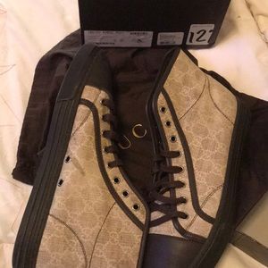 Authentic Gucci shoe men’s 9.